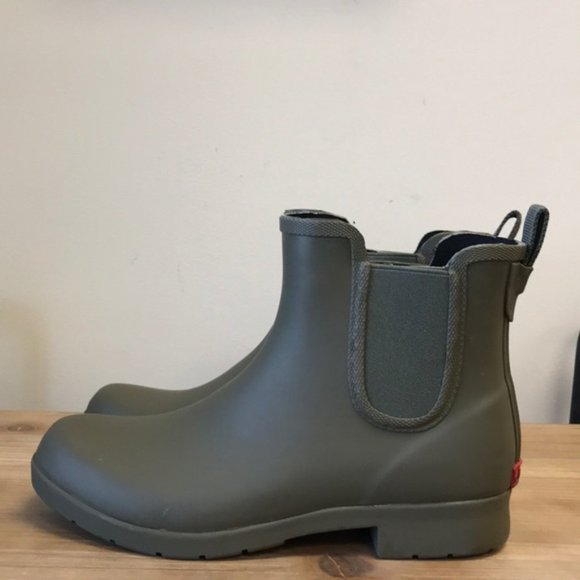 Chooka Eastlake Chelsea Rain Boot - Picture 3 of 7